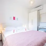 One-bedroom In Daire