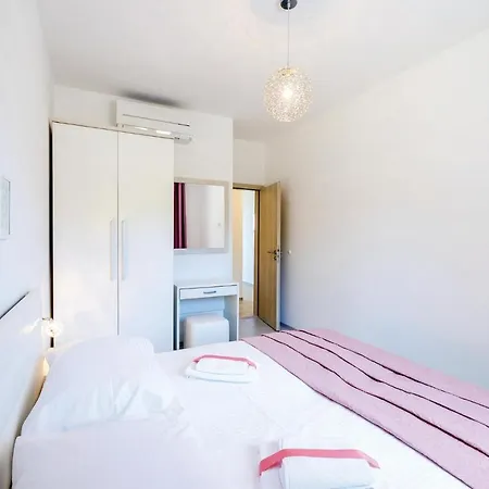 One-bedroom In * 察夫塔特