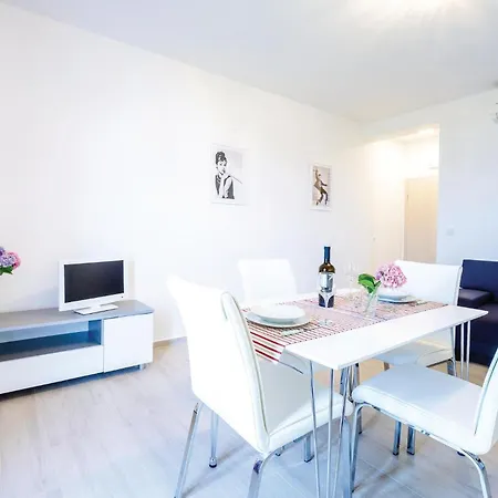 公寓 One-bedroom In *